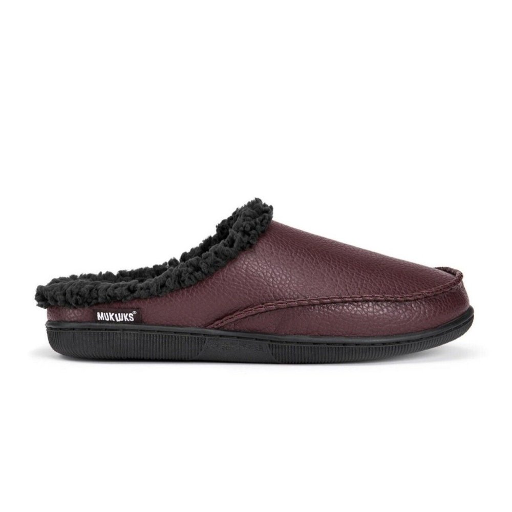 MUK LUKS Men's Faux Leather Clog Slippers Brown Small Size 8-9 New Ships Fast - Picture 3 of 8